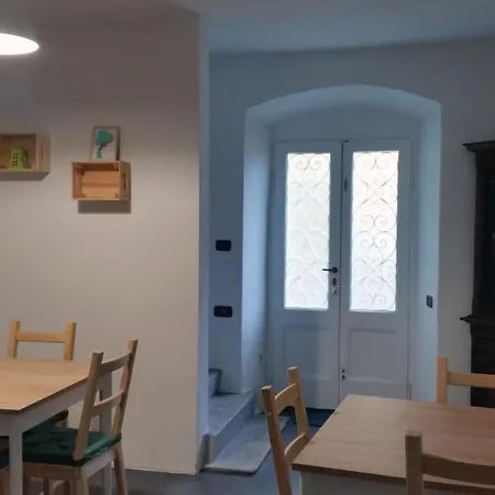 Alojamento de Acomodação e Pequeno-almoço Val Valerna *