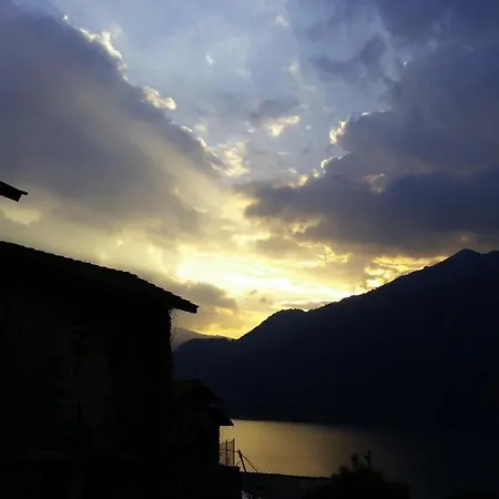 Bed and breakfast Val Valerna 3*